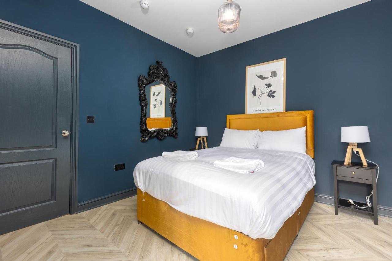 Ettie And Gigi'S Apartment Blackpool Exterior photo